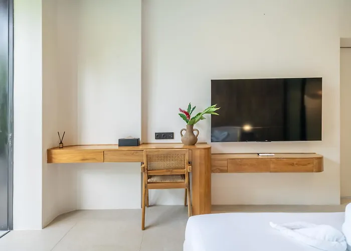 Ardhana - Luxury Pool With Scenic Views ヴィラ