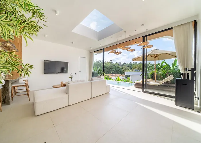 Ardhana - Luxury Pool With Scenic Views ウンガサン