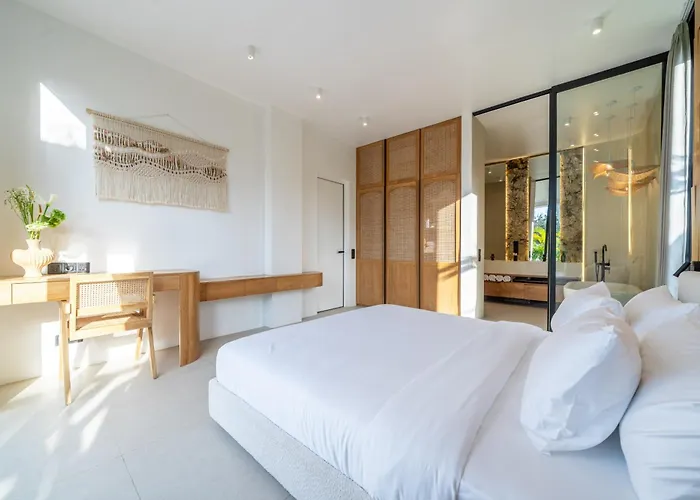 Ardhana - Luxury Pool With Scenic Views ウンガサン